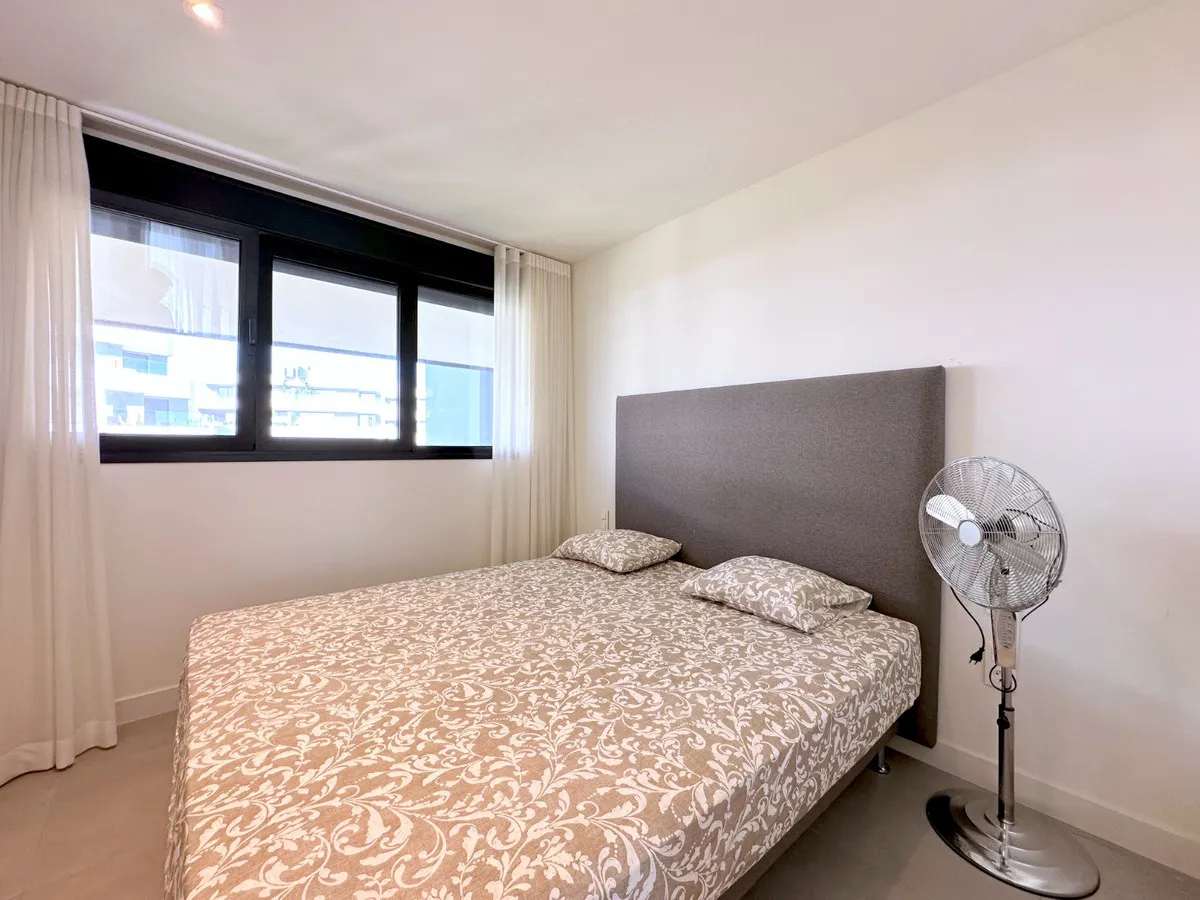 e5fc13b6-d1ee-4d63-9130-3f538870d727