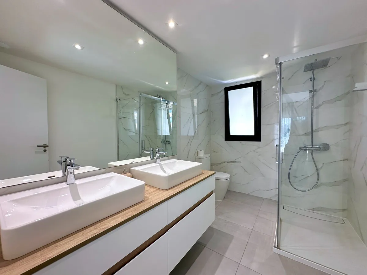 ff144a1a-bbe4-455f-b768-a17688534a69