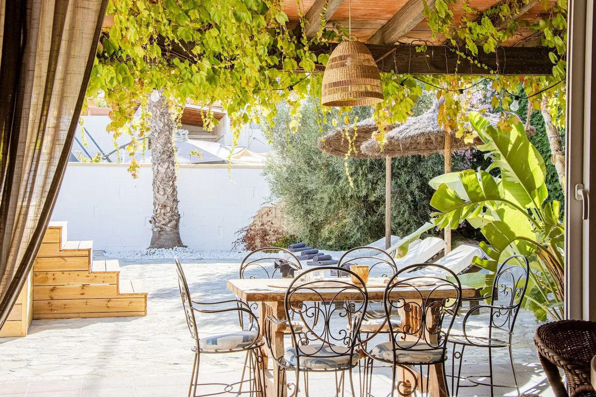 1505a976-e807-422b-93d1-75d6c00ede75