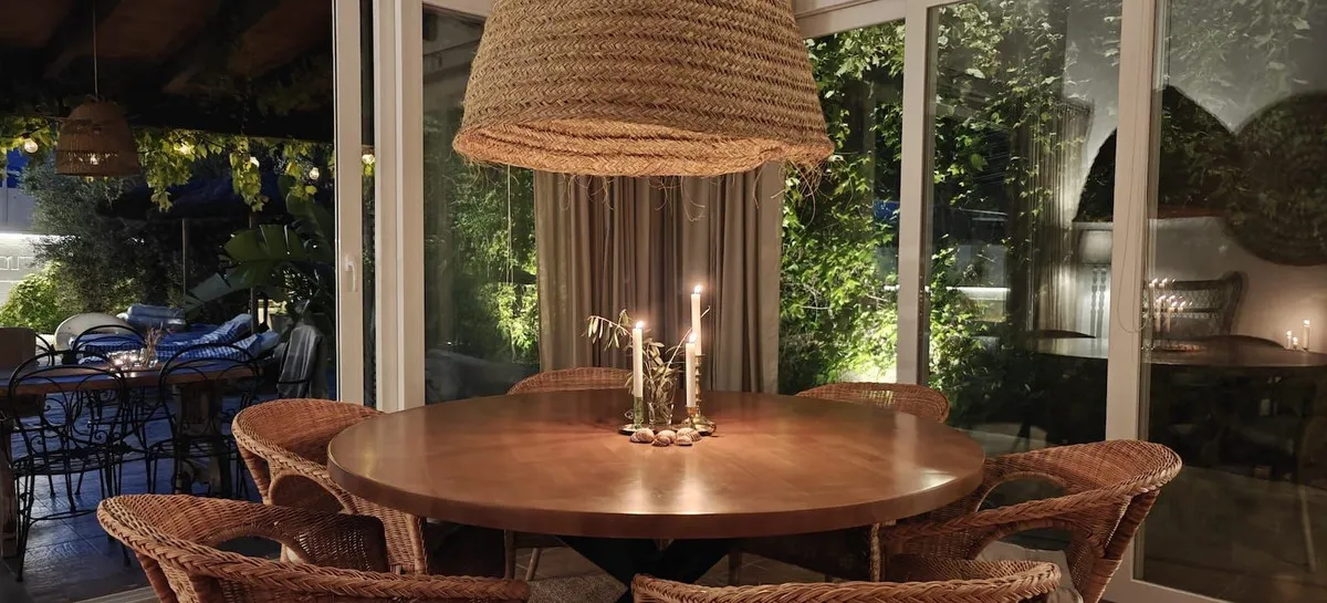 c8bb89d4-a320-42b8-aa67-497ed7d321ad