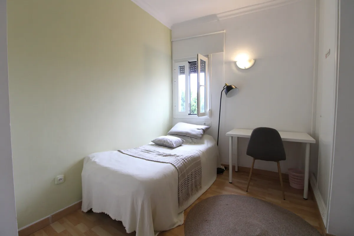 899f8e42-8d97-4723-be45-685fc0d37dcc