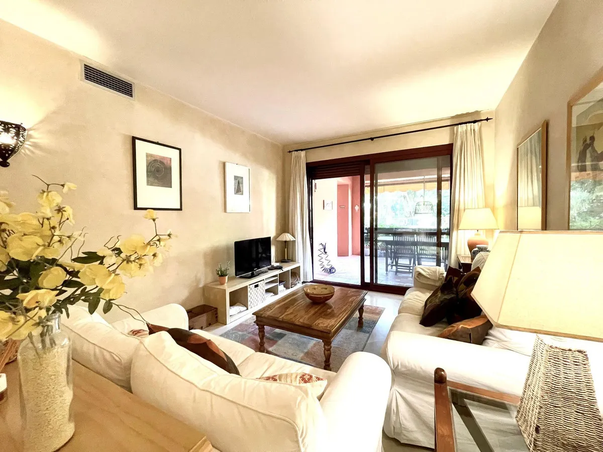 0e76d7f3-1e64-4dca-b6fd-ec79b2e432ba