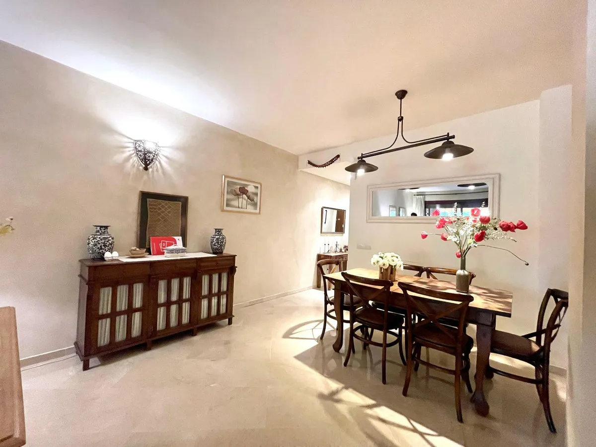 589eb759-c761-4f30-9c5b-c683fd27024d