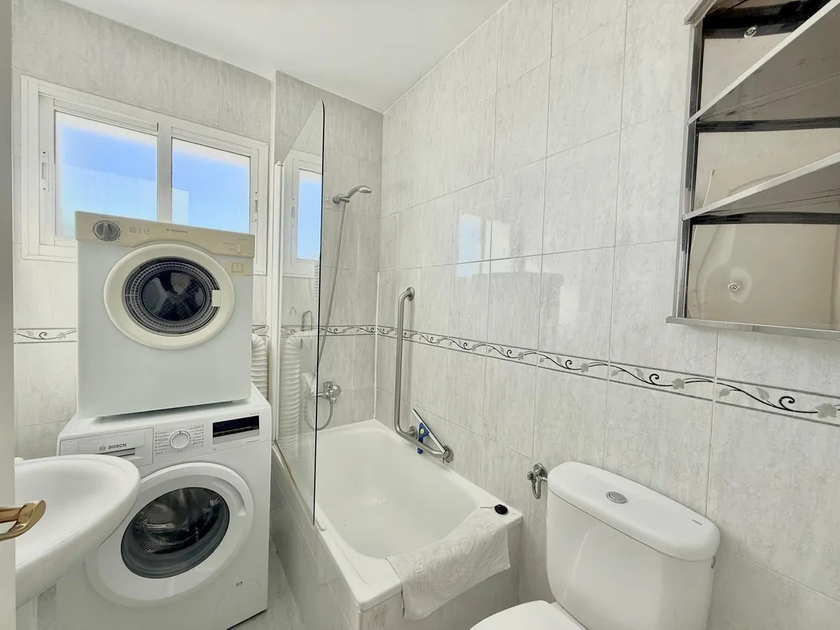 b2a410a9-7313-430f-a4e0-6ebd48a091ab