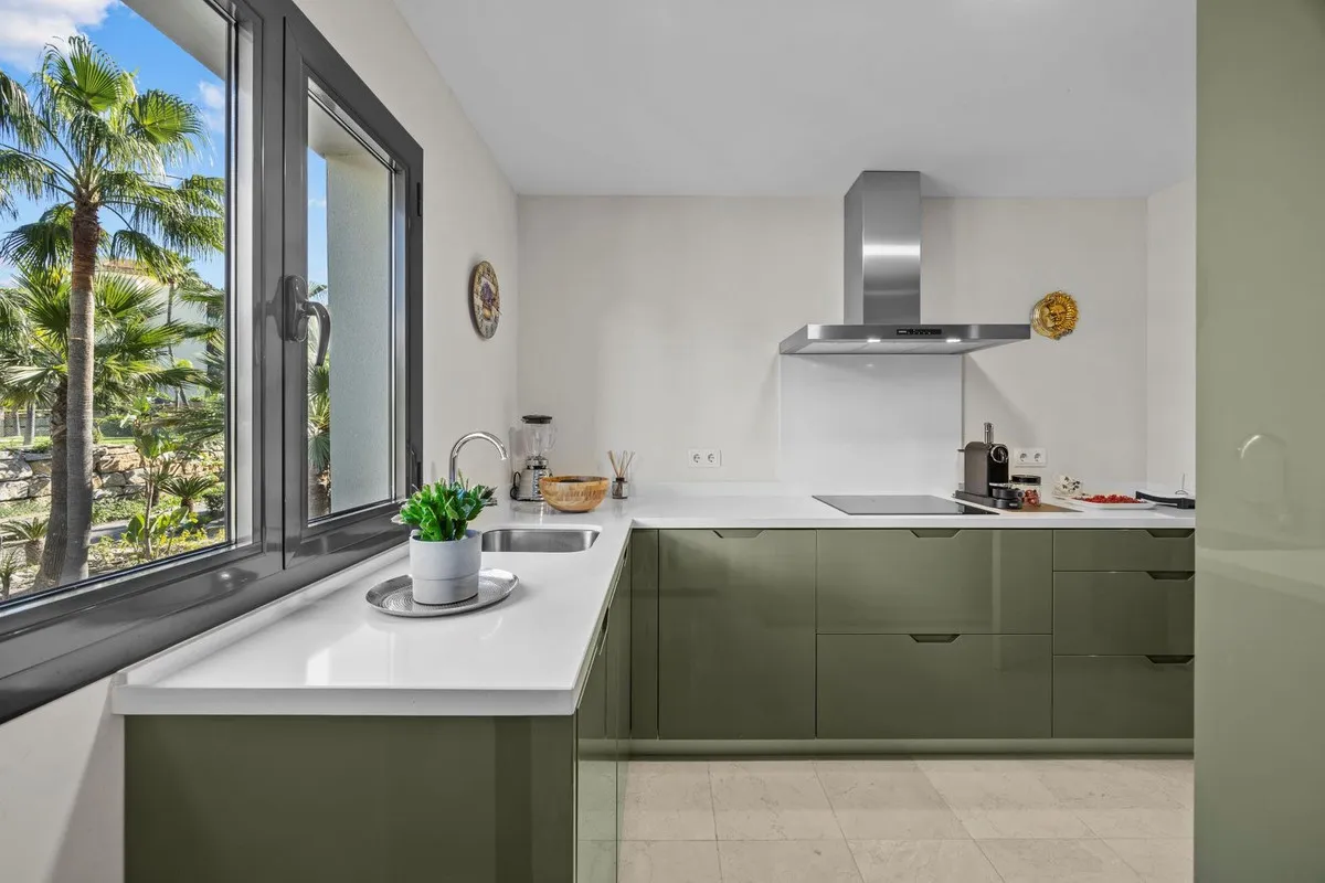 6b4c525f-8f20-4f2d-a397-c60d9fd80b60