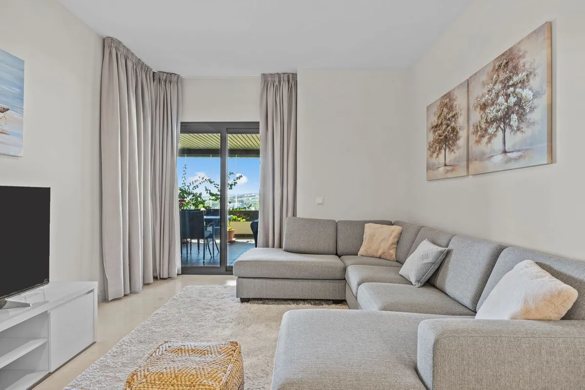 d13e3563-10aa-474b-afb1-9ad29177407c