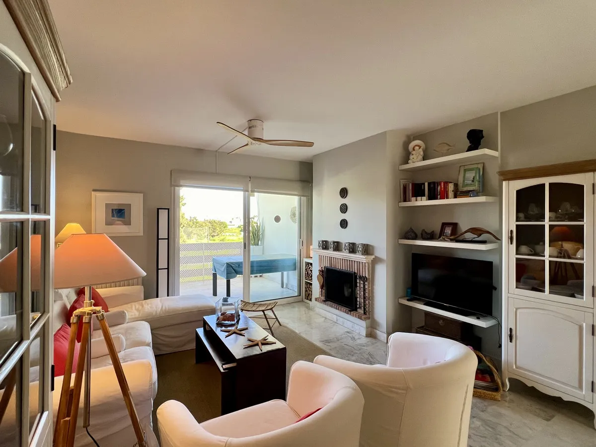 dbe67201-1db5-4a5d-b4ce-fafc1f6fe375