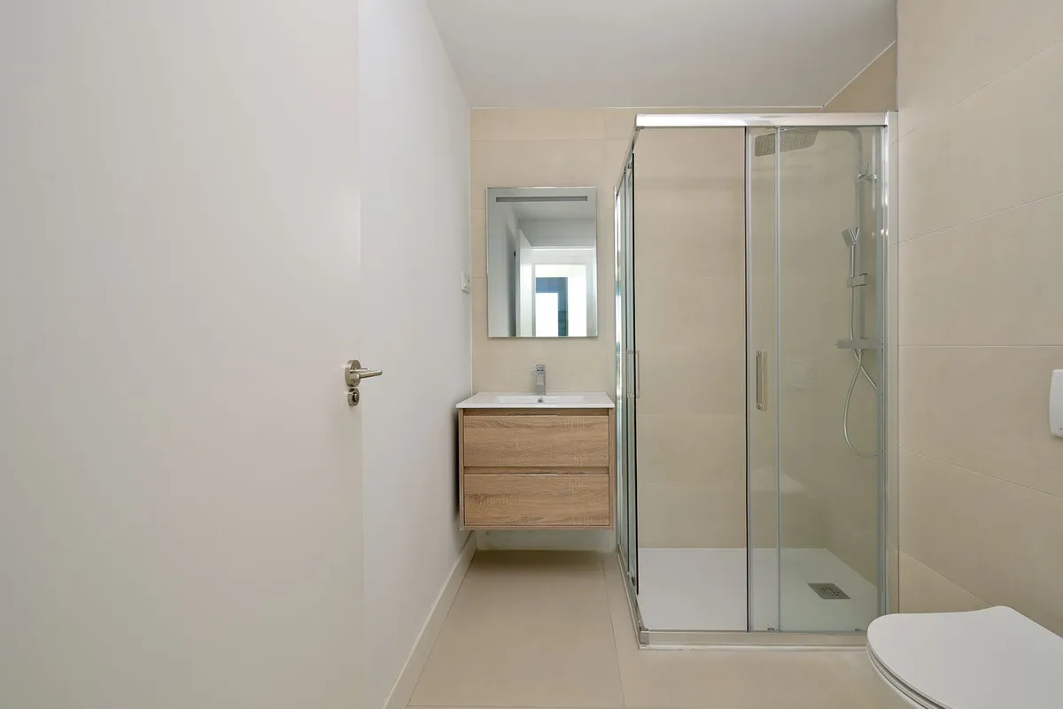 0995c373-b4b7-42d2-8fdd-8e5eb71d475f