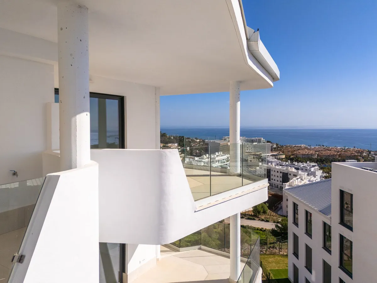 39a6db0c-968b-4e68-8f9a-6724bfe3350b