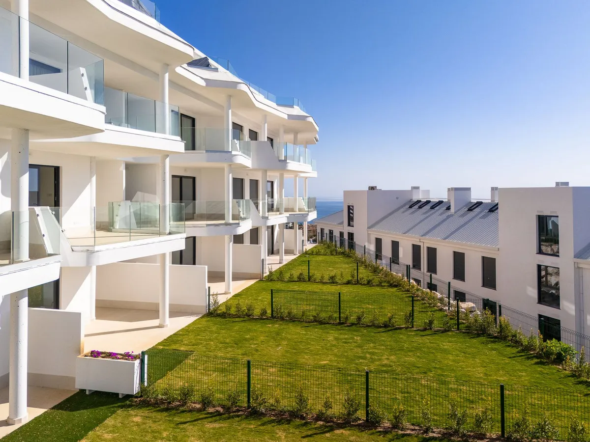 871eb651-815b-4716-93f4-c6e3ca0fcb33