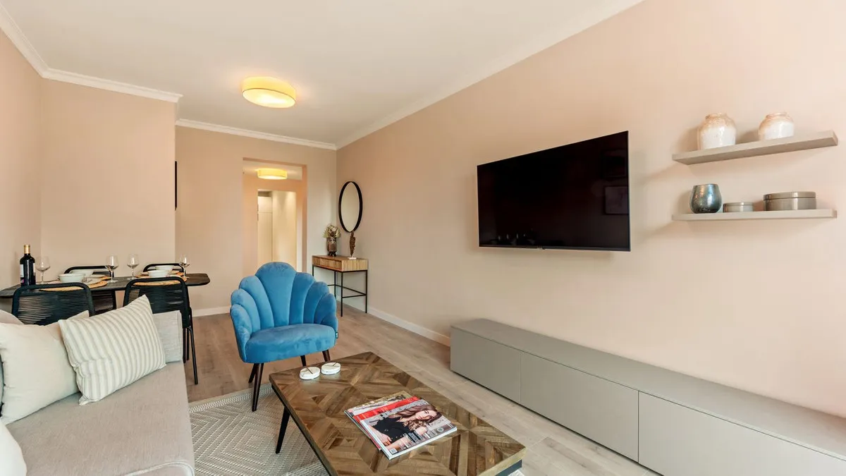 032c9b50-fc84-4c00-91f1-0c9454c5223f