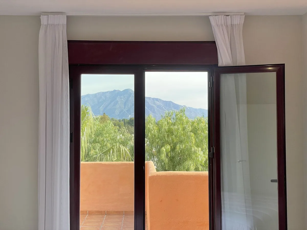 3eb2d52d-c263-4cdf-8e4b-4fe936da31df