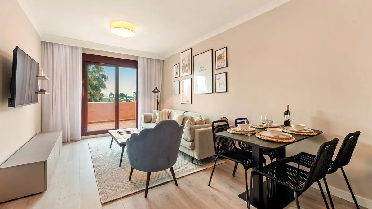 c80b2959-a89c-4f4b-a8ff-93c2bcbc7cdc