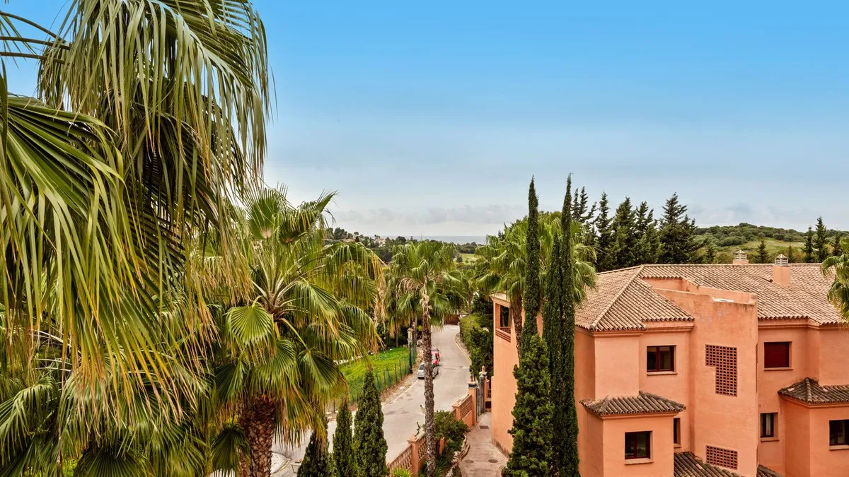 ec70956a-a11b-4210-a6c5-50c7331caa60