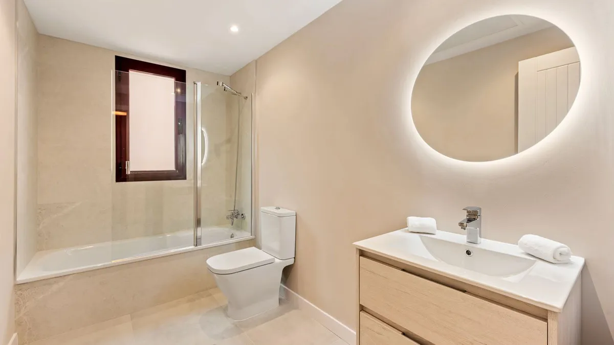 fa3cb832-51b9-4b6e-a1fe-c78296ab5407