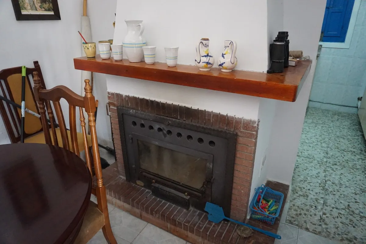 7630d293-b7a0-4644-a34b-44f4e4adad05