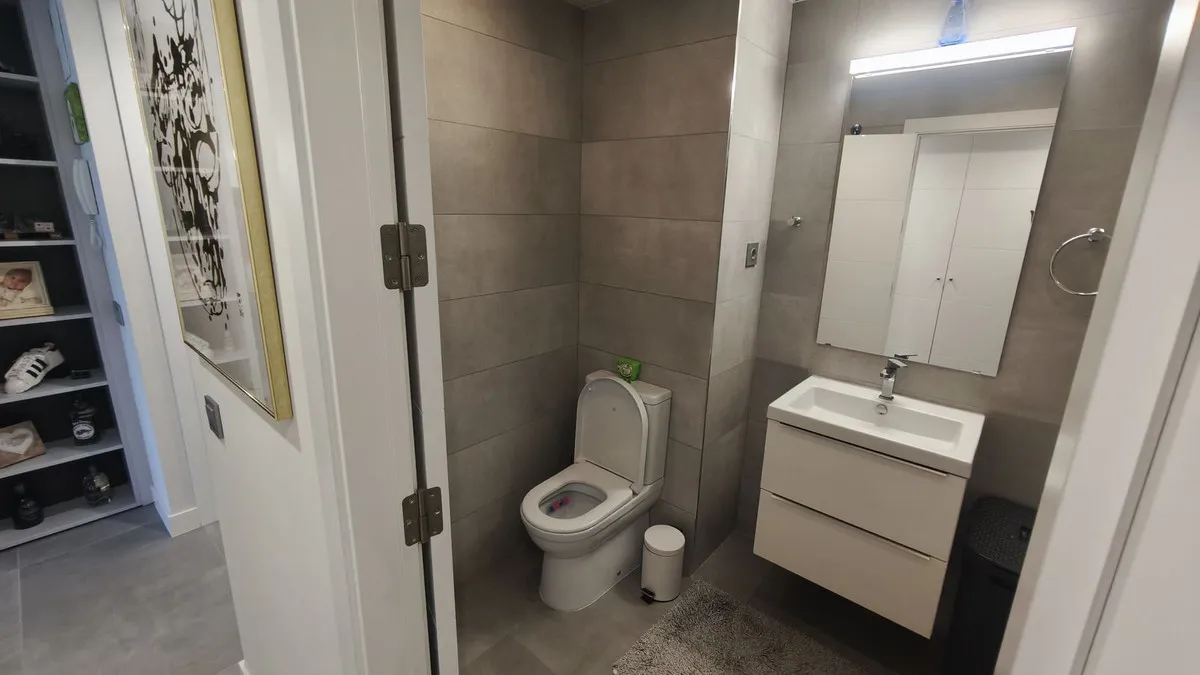 35ea7d81-f79d-46c7-ba18-4c4d2af2cac1