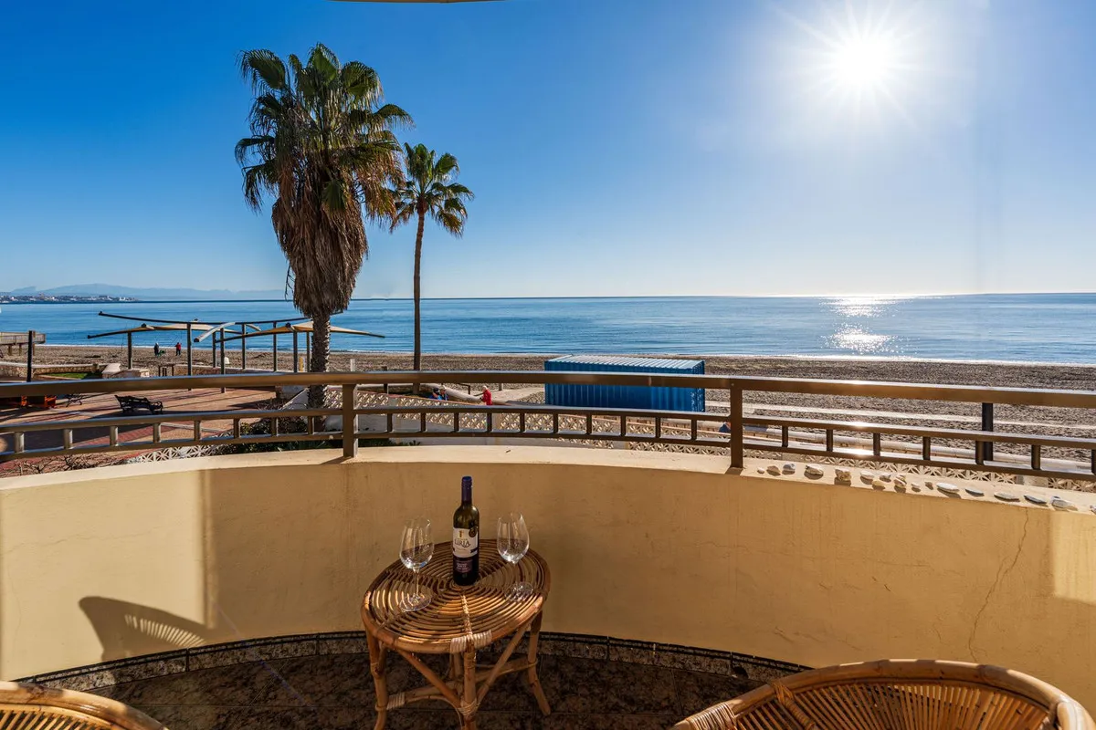 16d12703-a5fb-4cf6-9a08-b6bca6278ca4