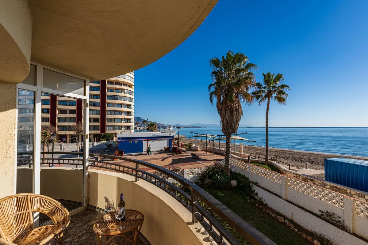 5cc5f0d8-f598-42f7-baa0-c5f849e6345c