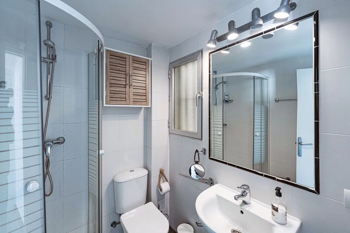 bc1c2c0a-f9e8-41d8-b6a5-eca11f0371cc