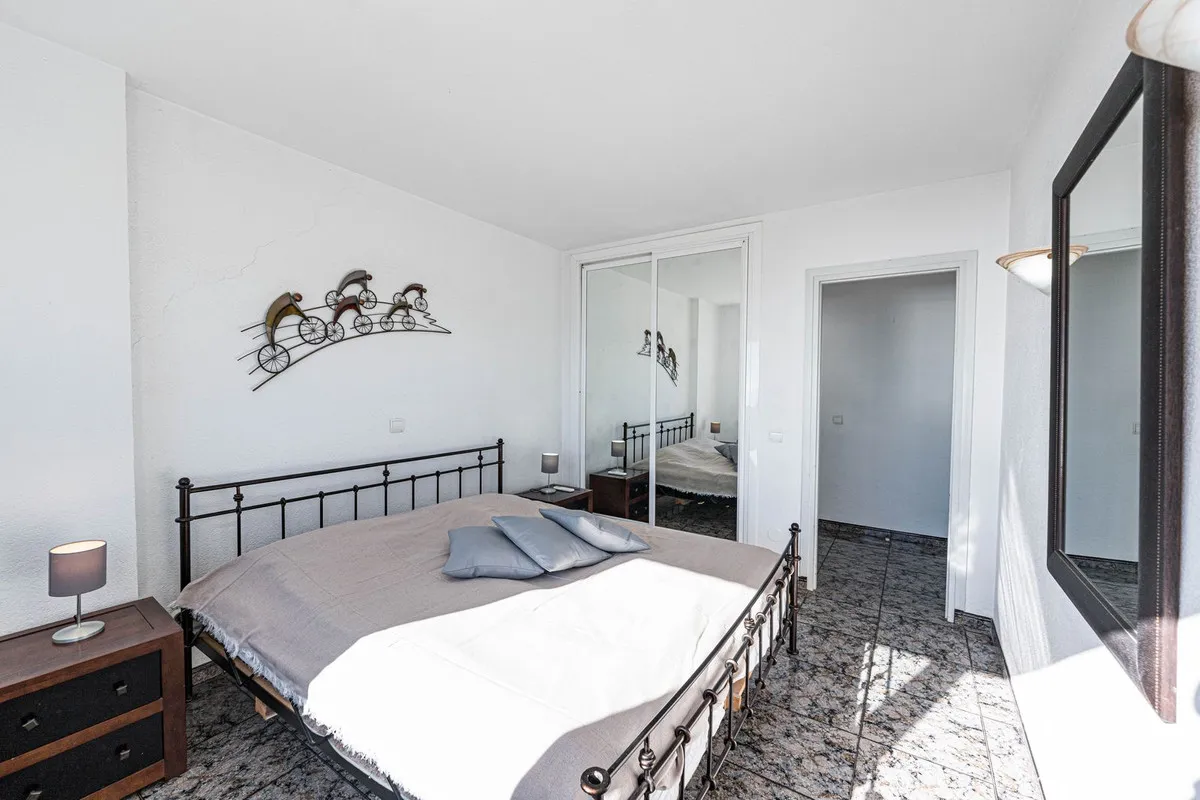 c4be8d25-7918-43b2-8f4e-aa10f85aa459