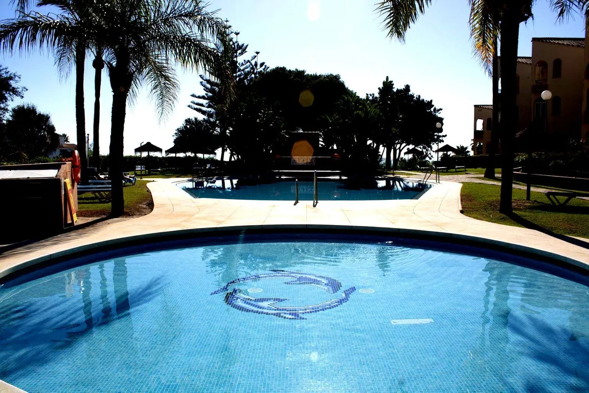 9c6ac233-4bfc-4044-ab6f-1442e3d967ee