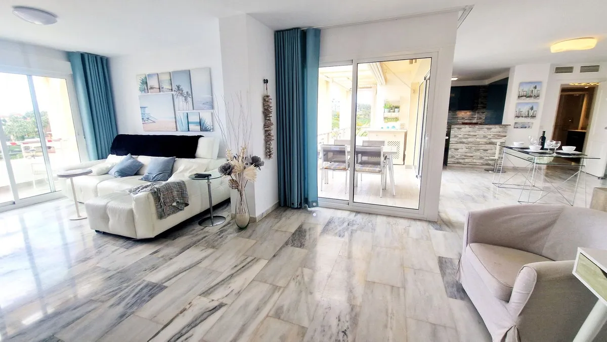 d328f774-6e23-4914-b0c9-2033717716c3