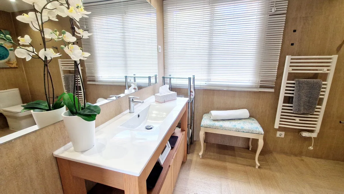 fc0f92b7-9fdd-4694-964f-5c0f1a55867a