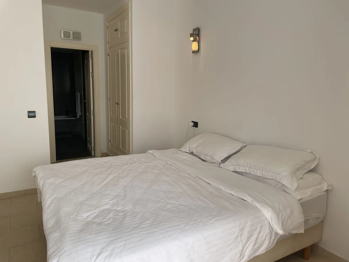 549dfeb8-5f4f-4637-8d50-451672104de5