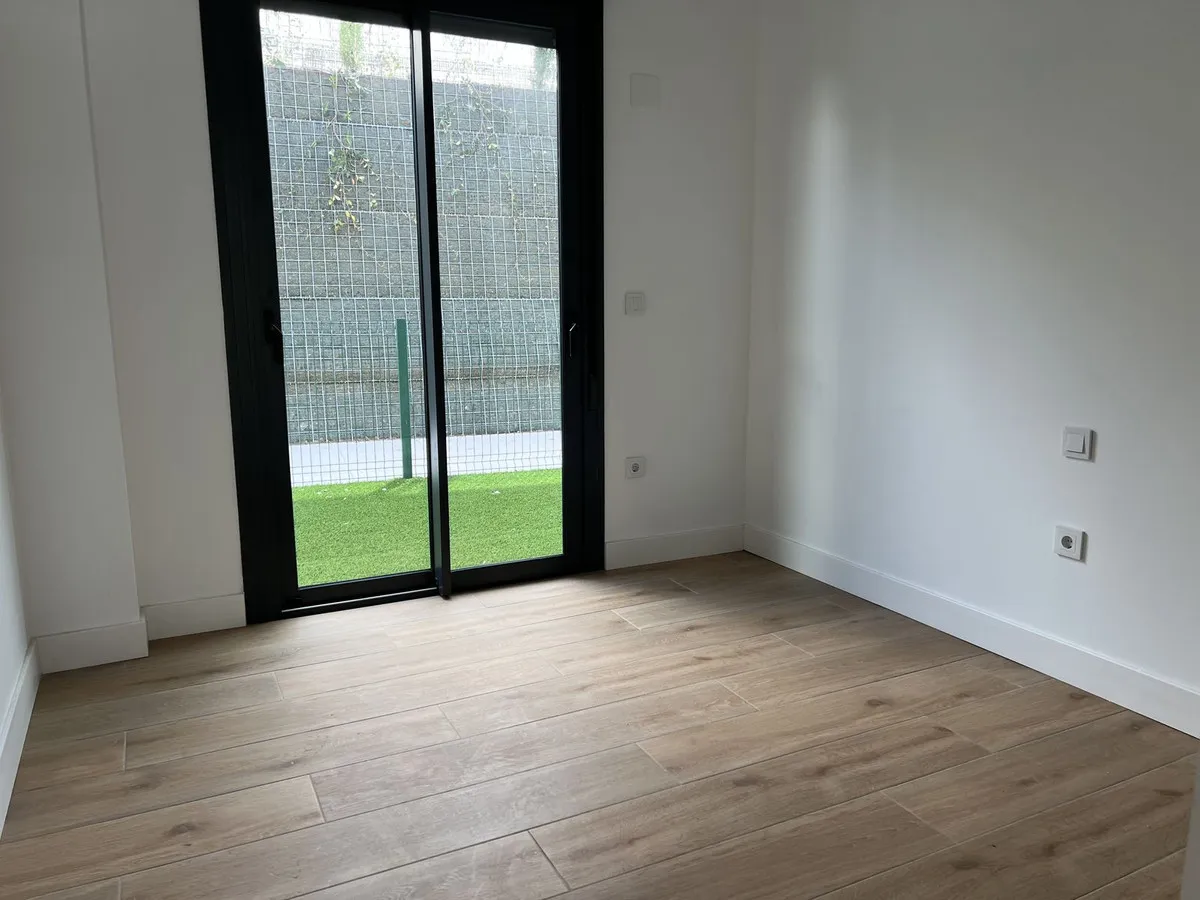 b11062d5-017e-41a0-87a1-7cccfff12e90