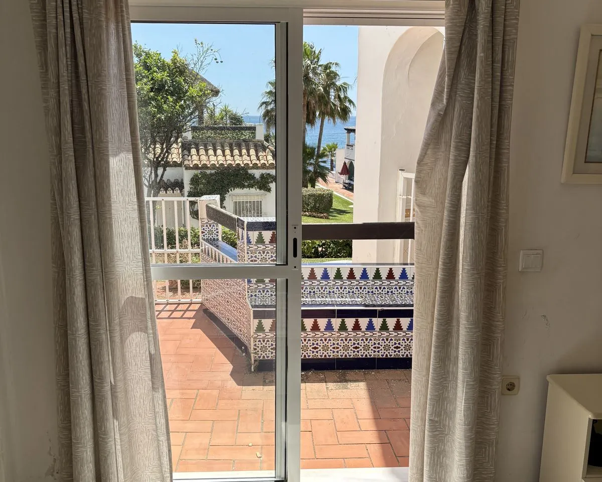 b73a7c1e-96b5-4233-b54d-2d428f7e66fd