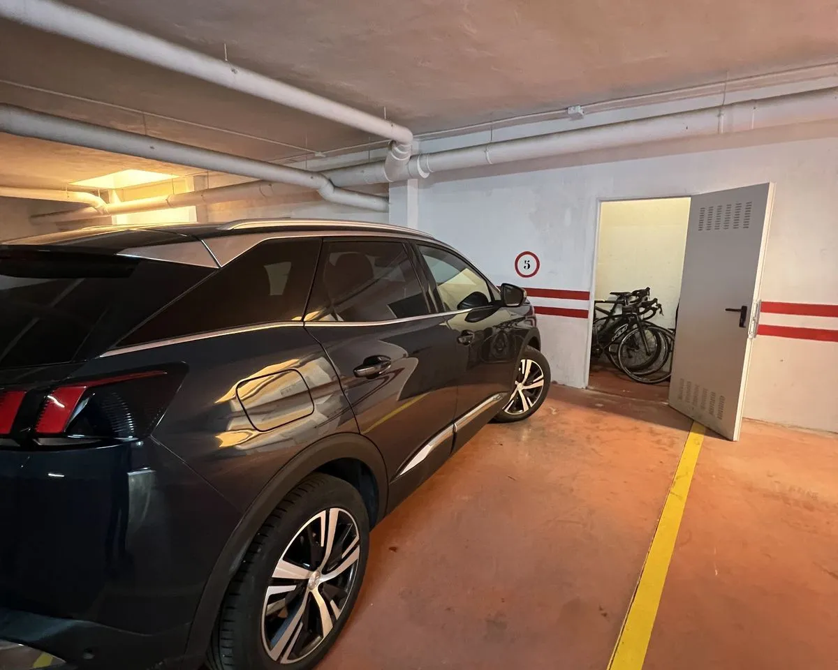 16f89d9a-de3b-465c-90a1-a6e2ee0323ab