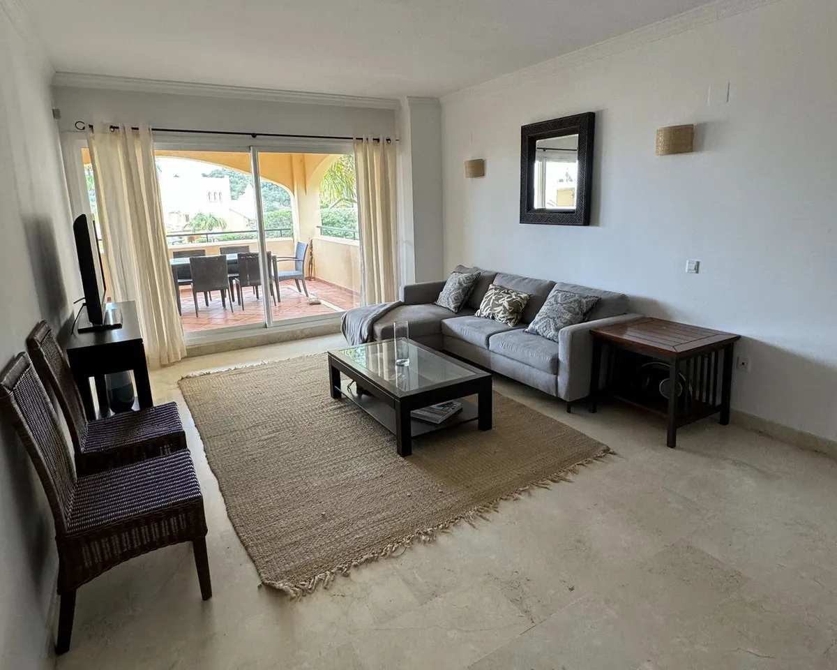 2b4ff219-3dd9-46ea-800a-3de9606ee2b0