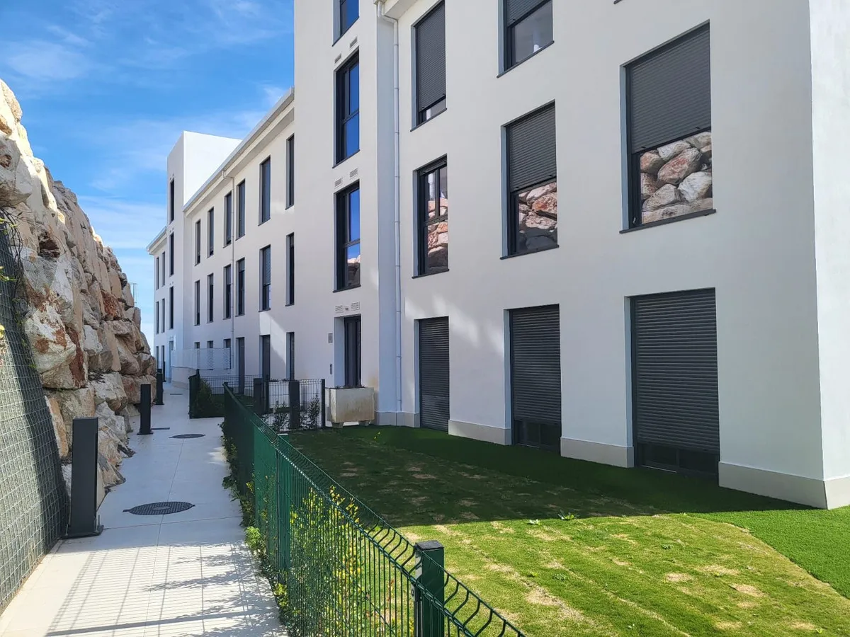 dabb1247-7964-4d70-8617-504900f9d67f