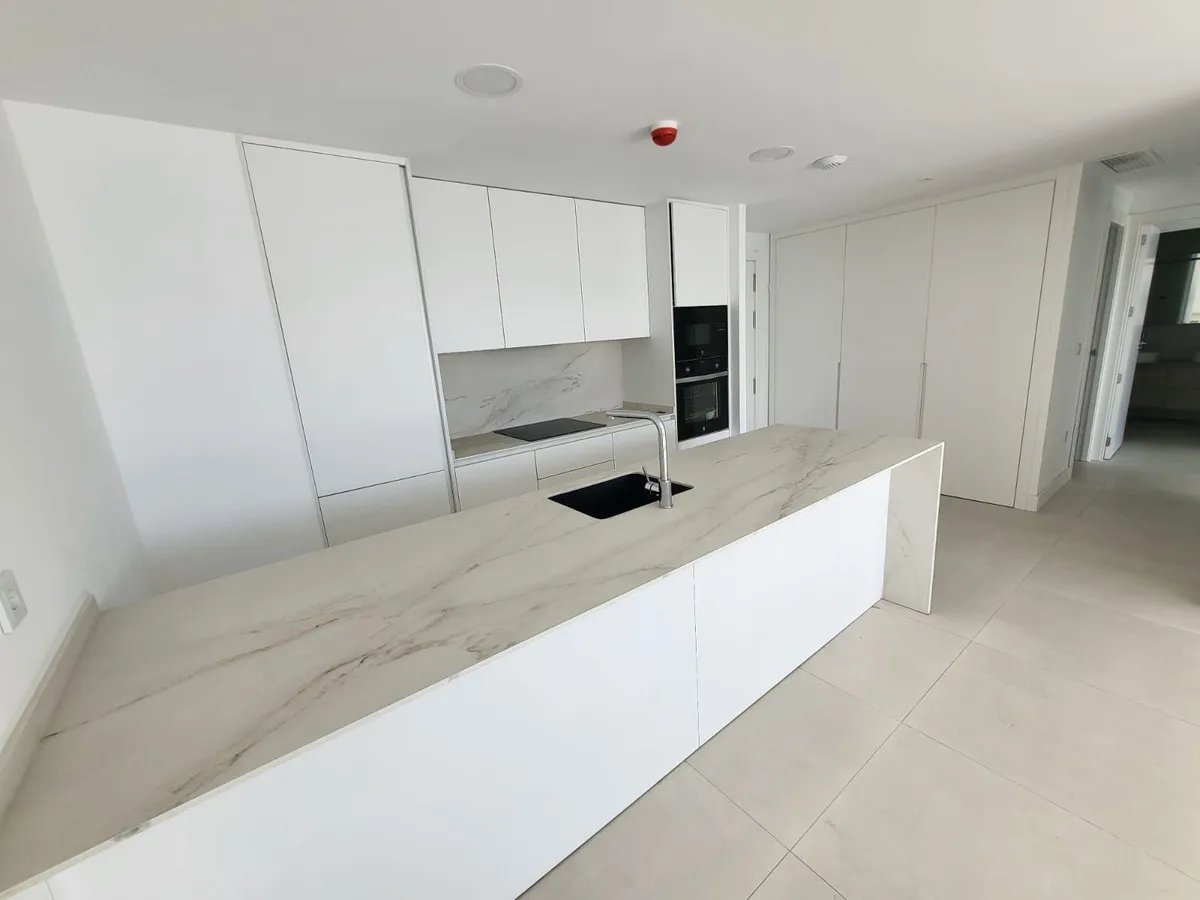 f667023b-f749-4c2e-ad39-055cdbb926f5