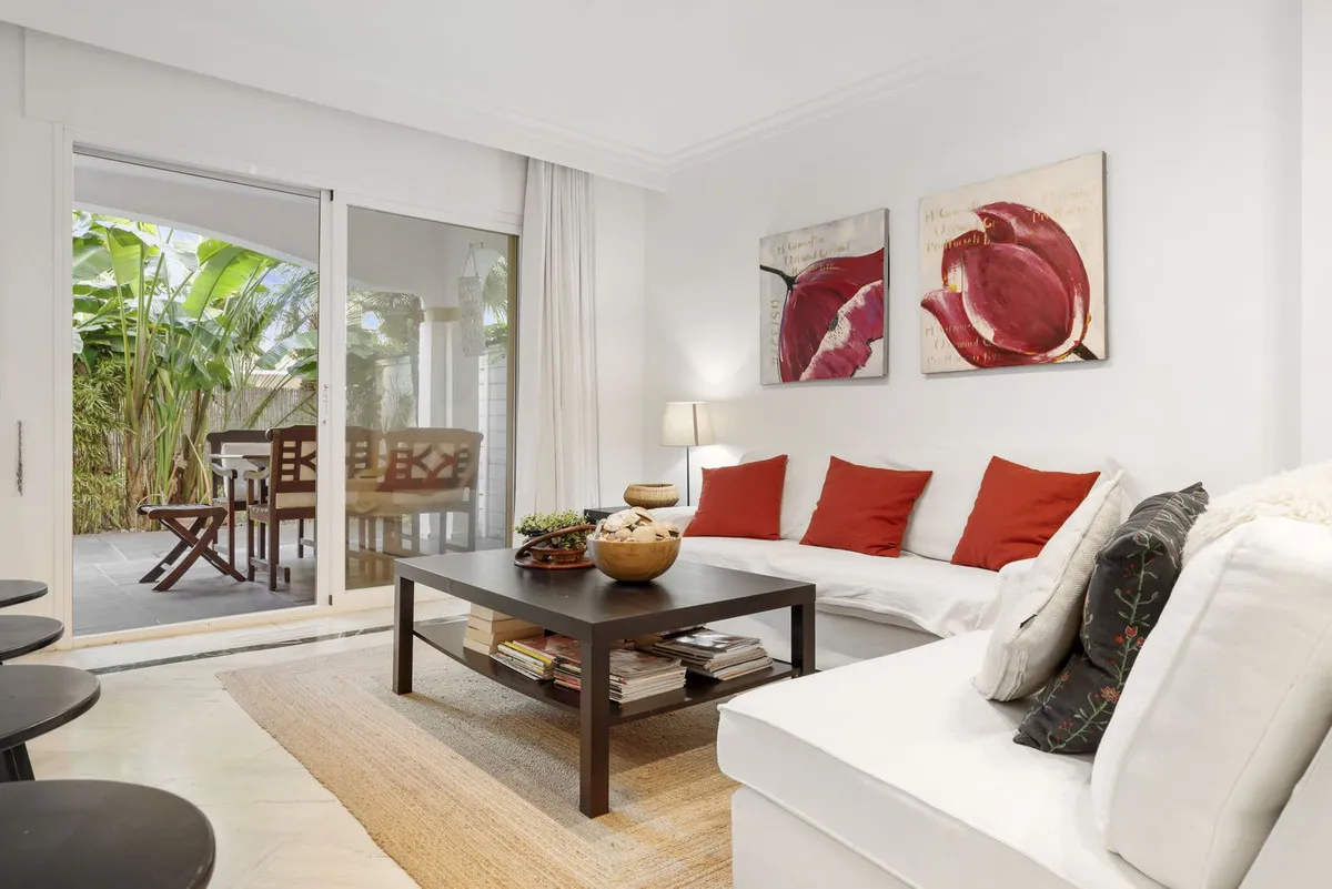 8c278fa4-4356-4e1e-94c5-b6267cc7426d