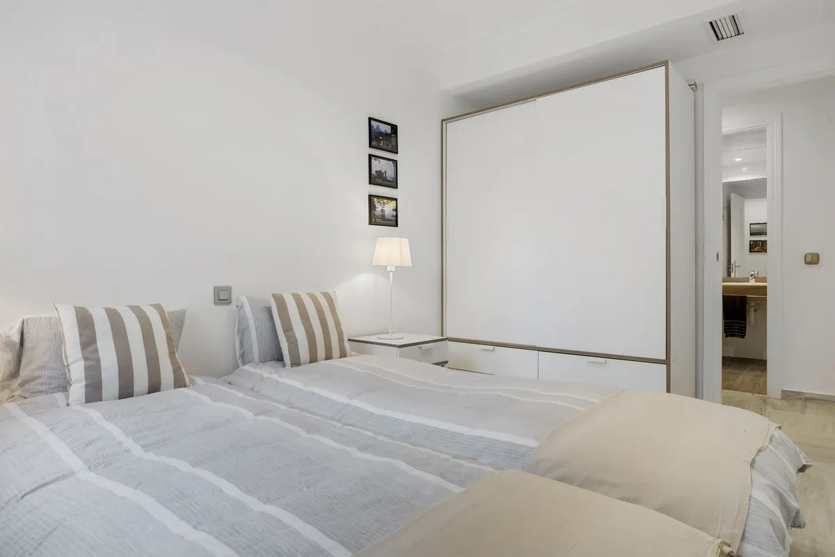 c7212b89-19f4-4b0e-ad90-6a21d2a06cd5