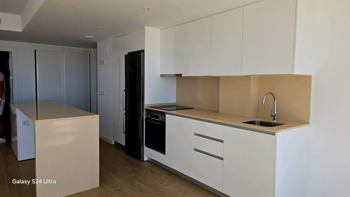 079faa81-5804-4d55-818e-e40d24b1b3d0