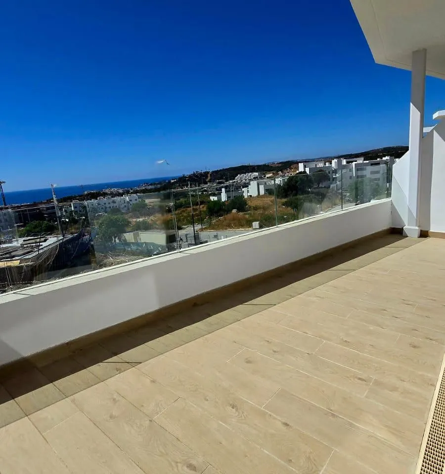 bfb2e144-77e6-46d1-93fc-8970c21cbf96