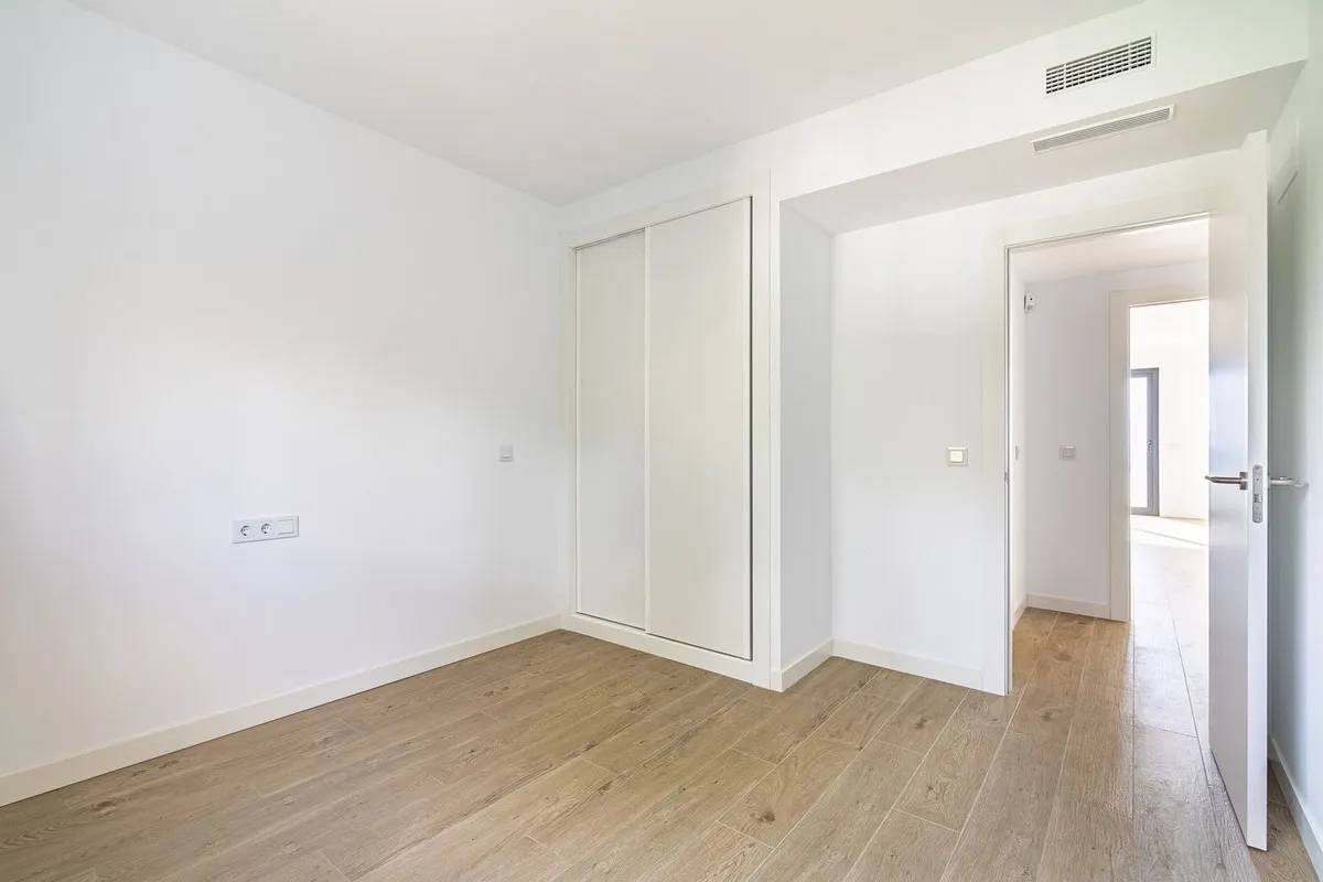 0f84242e-cc14-4d7e-aa57-7021ee0a6a77