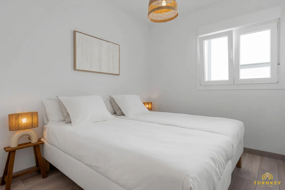 7d648b67-f290-4e93-b568-1f25b30a5f3e