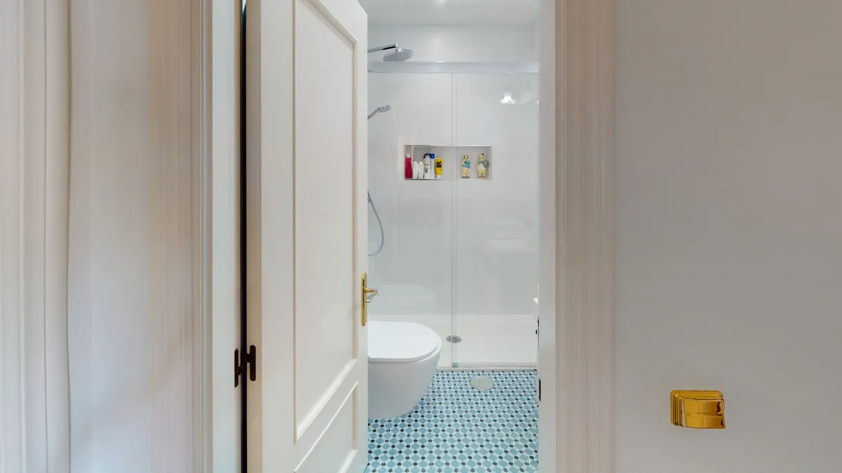 6514e8db-4fff-4602-bee5-613eb67a86e7