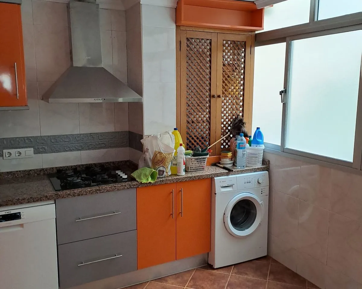 1c4c994a-054c-49dc-ab20-2eaa553a19e9