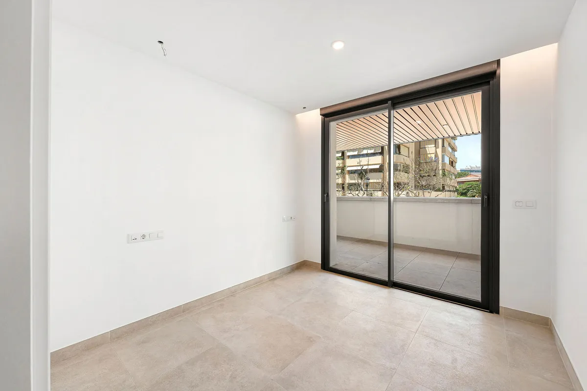 61f690c9-d624-4d1e-95d8-b01ffe75939f