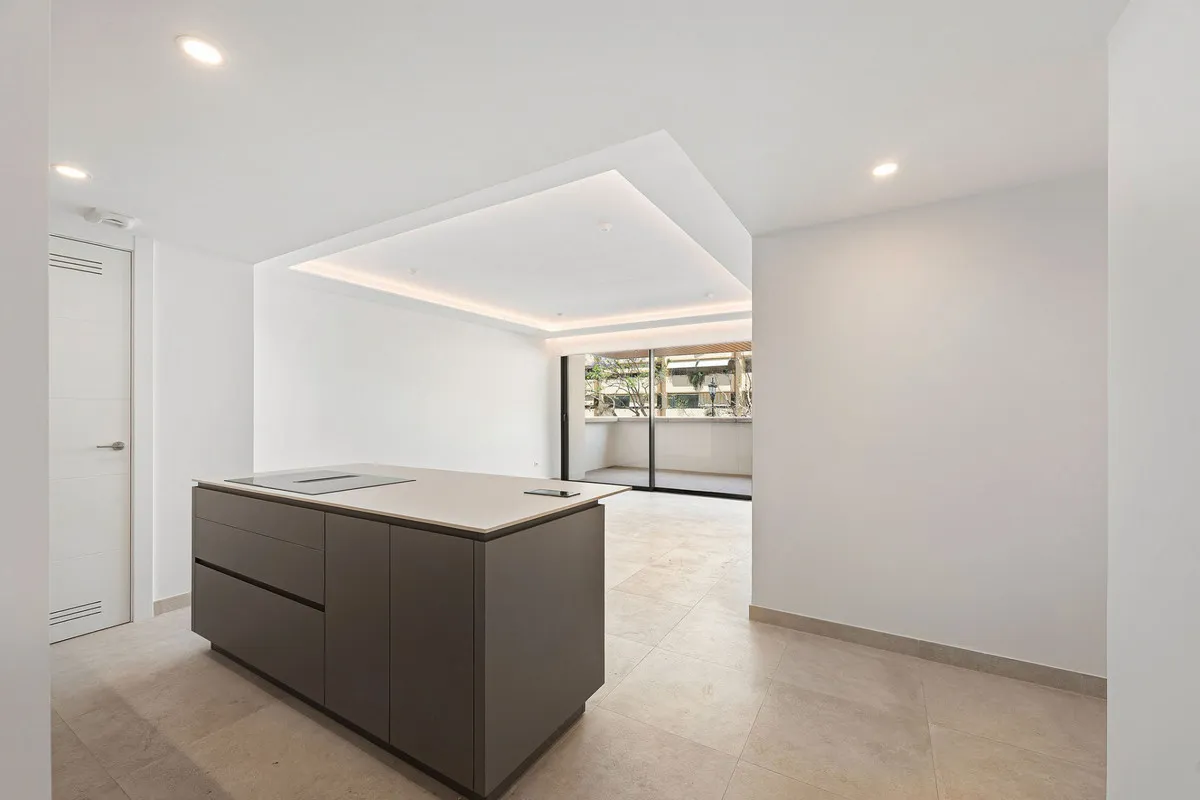 fbca3e06-348f-453d-91d6-3eff910b5caf