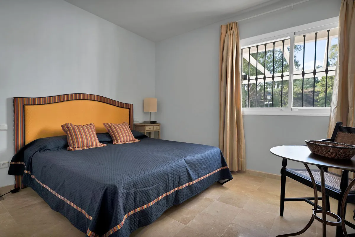 07d50547-4723-4854-8521-7c849e81bdd2