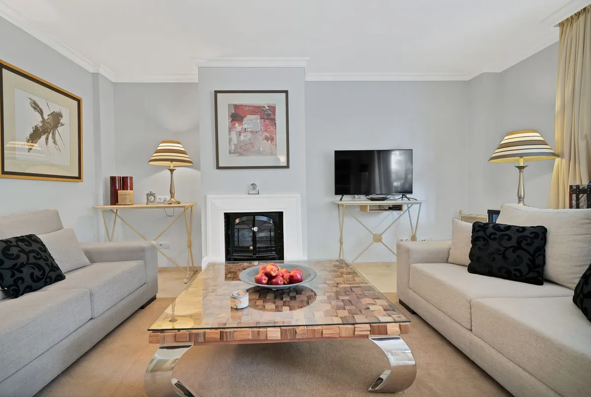 1c29b11f-9ea8-4c3d-a33e-5b6fafb52663