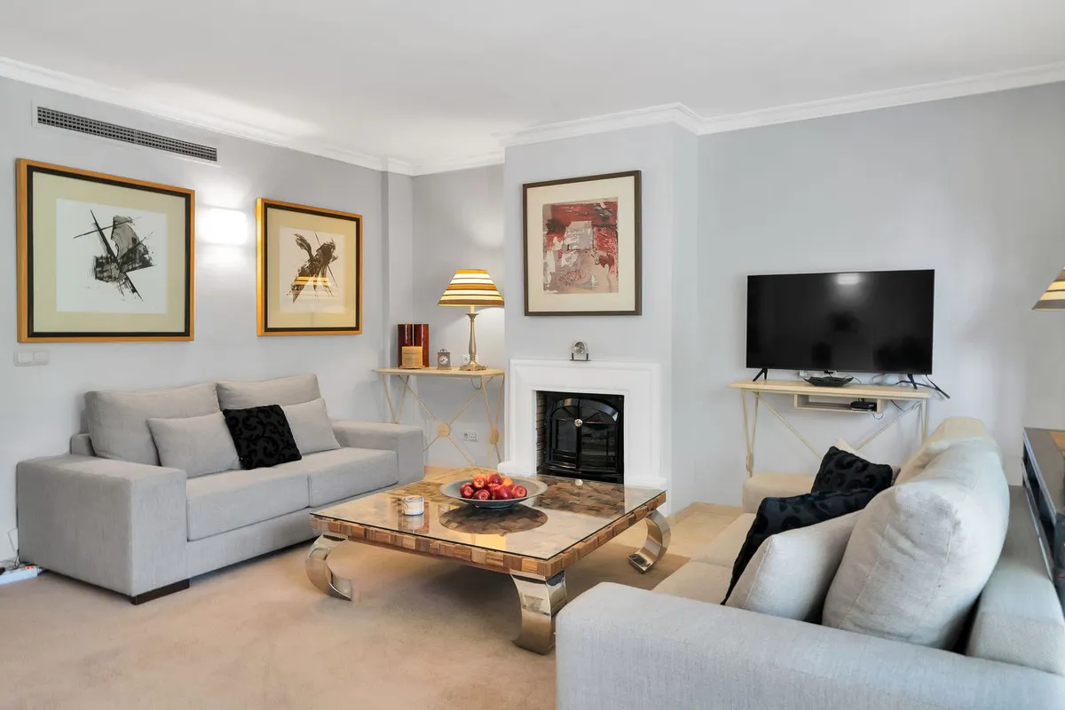 6671cbcf-3700-4a15-99f9-589684eae367