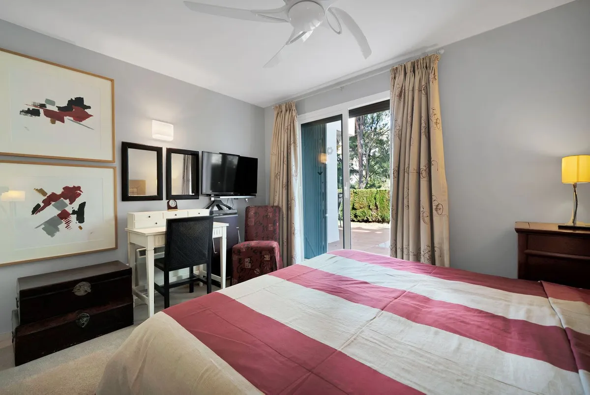 855efa64-b207-40a4-beeb-ea43aacc2f7e