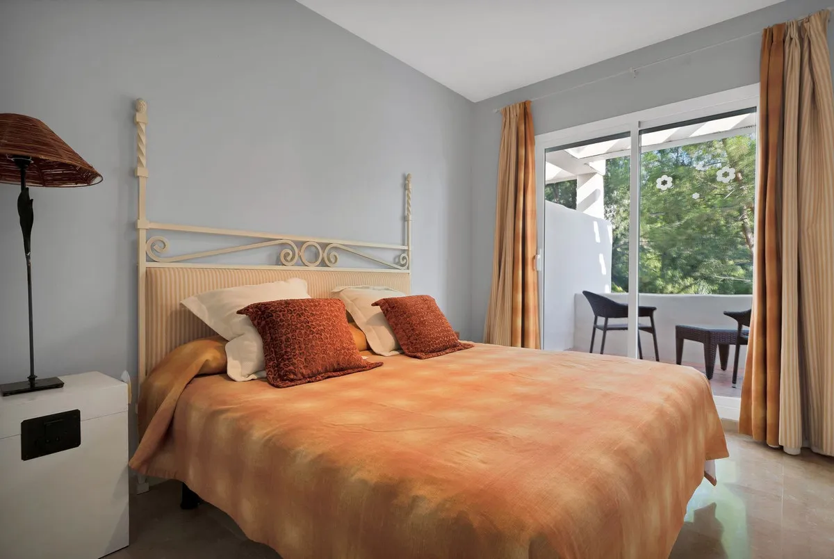 de05c6a1-6720-4369-b684-6d10b4d19f91